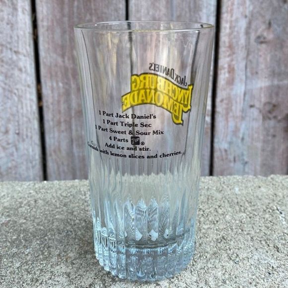 Jack Daniel's Lynchburg Lemonade Cocktail Shaker Mixer Tall - Picture 4 of 7